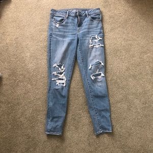 AEO light wash jeans